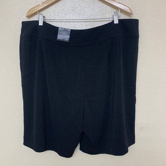 3/$35 Alfani Womens Plus Bermuda Pleated Wide Leg Shorts 18W Black - Picture 7 of 14